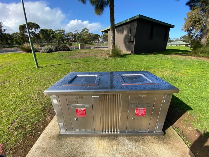 ROBERTSON STREET RESERVE BBQ Area