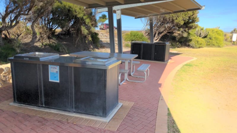 BEACH TERRACE BBQ Area