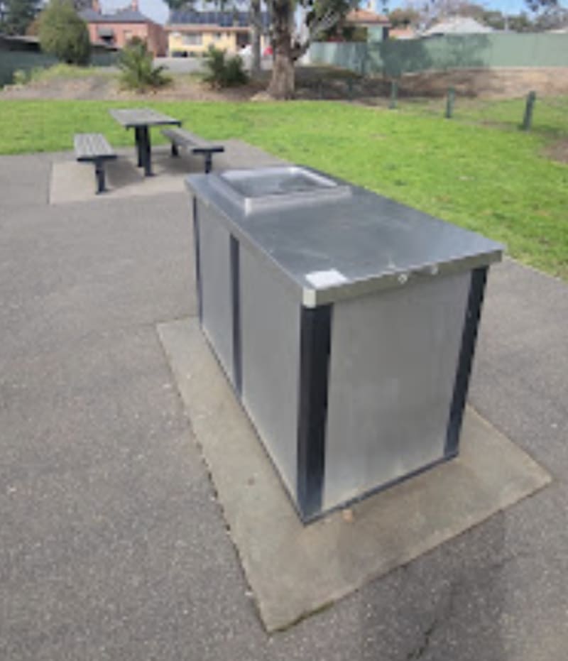 GARDEN GULLY RESERVE BBQ Area