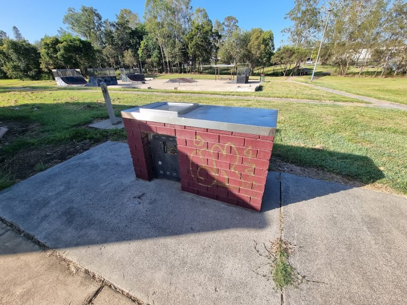 LESLIE PARK BBQ Area