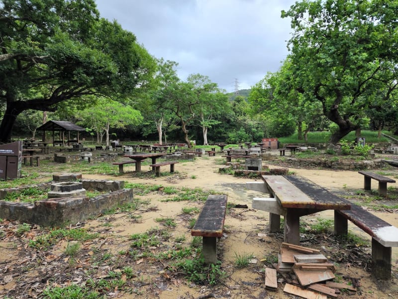 KAM SHAN COUNTRY PARK BBQ Area