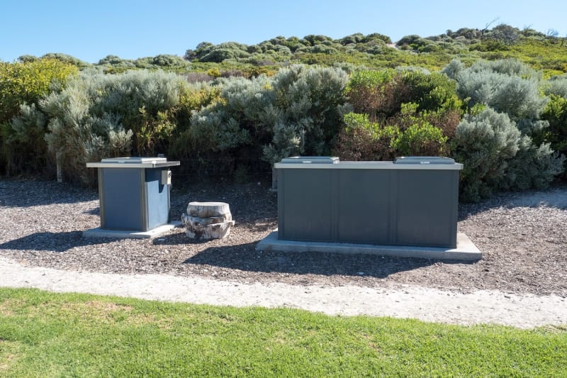 RIFLEBUTTS RESERVE BBQ Area