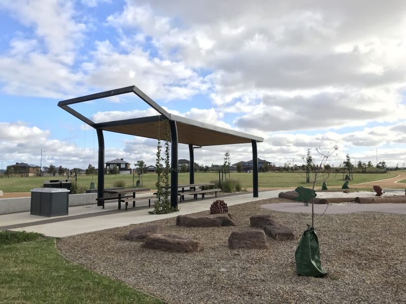 BRIDGEFIELD PARKWAY RESERVE BBQ Area