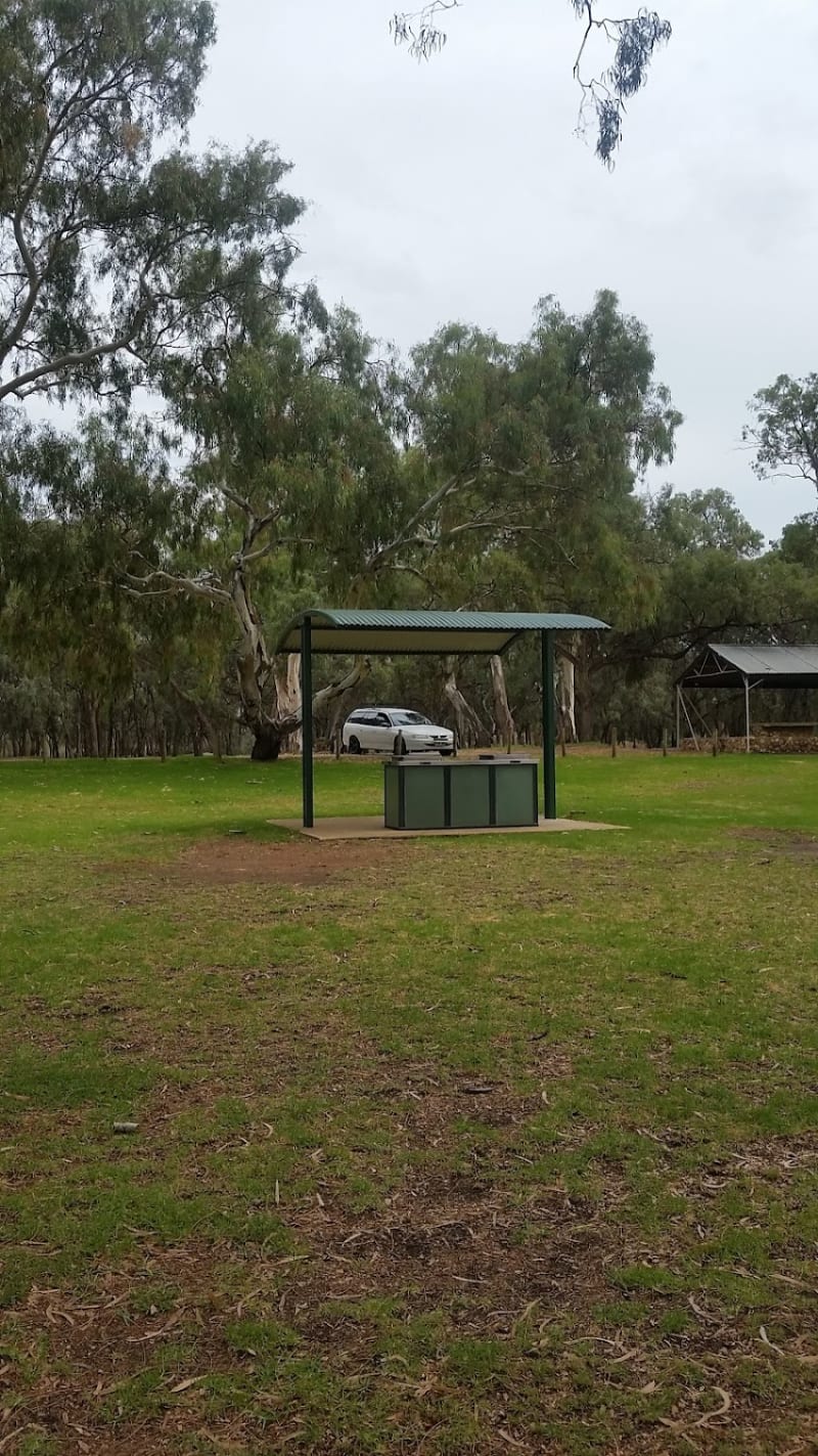 MARTIN BEND RESERVE BBQ Area