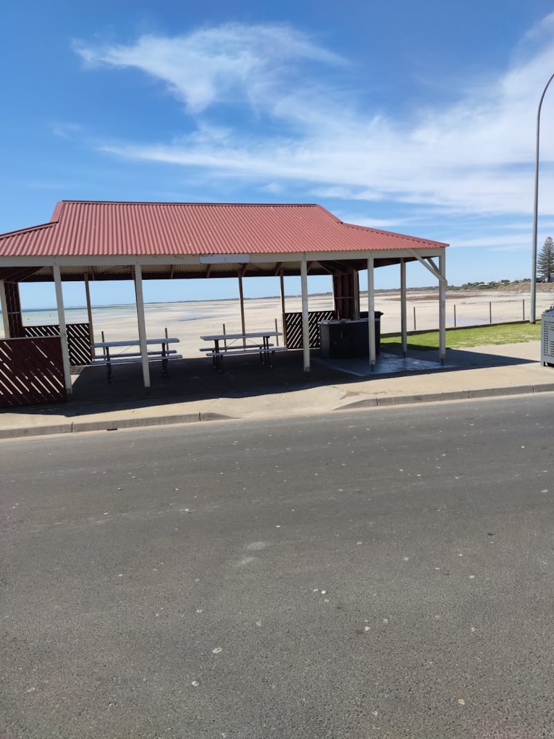 MOONTA BAY JETTY BBQ Area