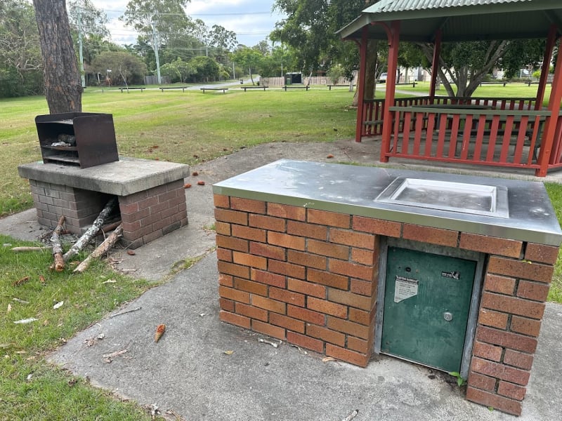 EVERGREEN PARK BBQ Area