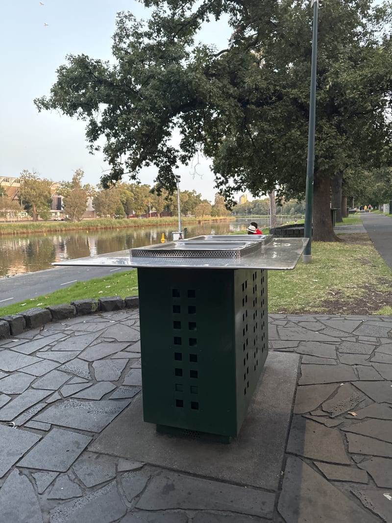 YARRA RIVERBANK BBQ Area