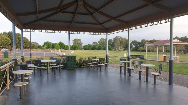 LYNDOCH VILLAGE GREEN BBQ Area