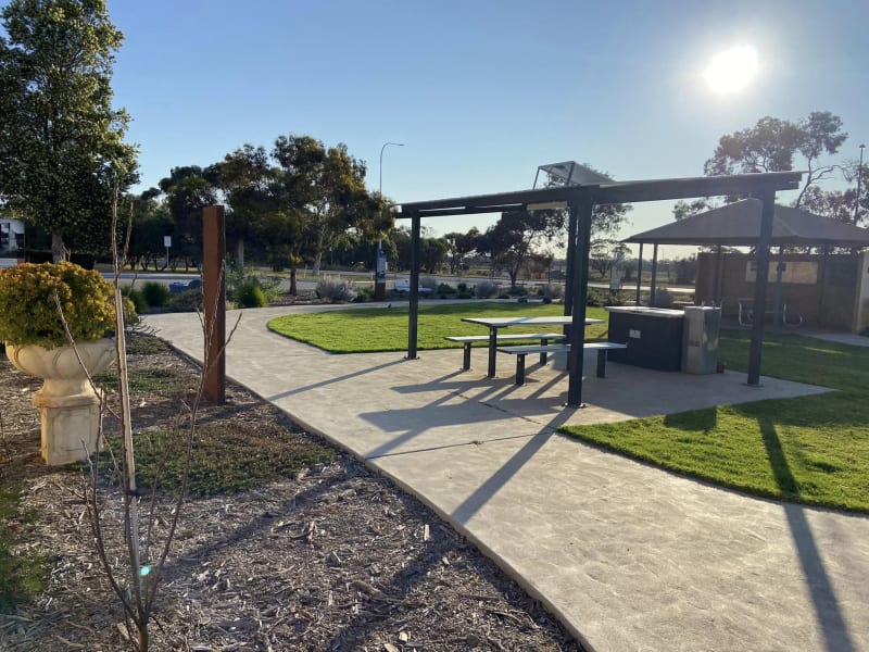 MECKERING EARTHQUAKE MEMORIAL BBQ Area