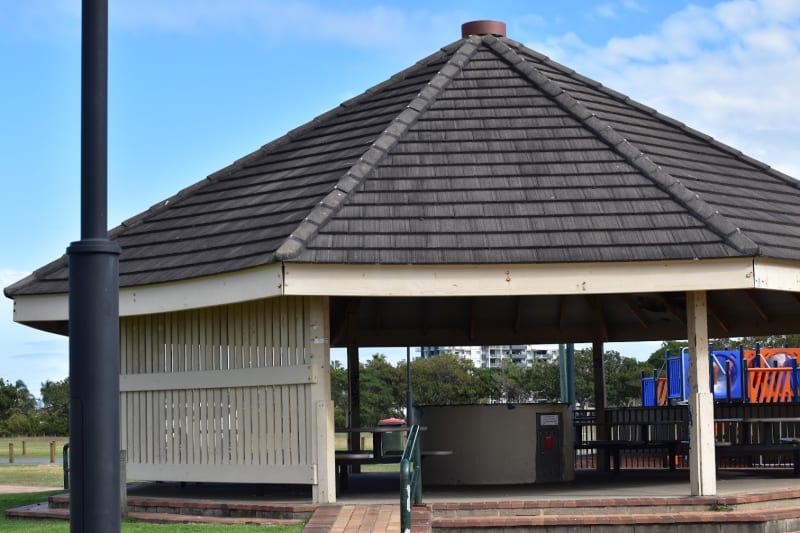 PELICAN PARK BBQ Area