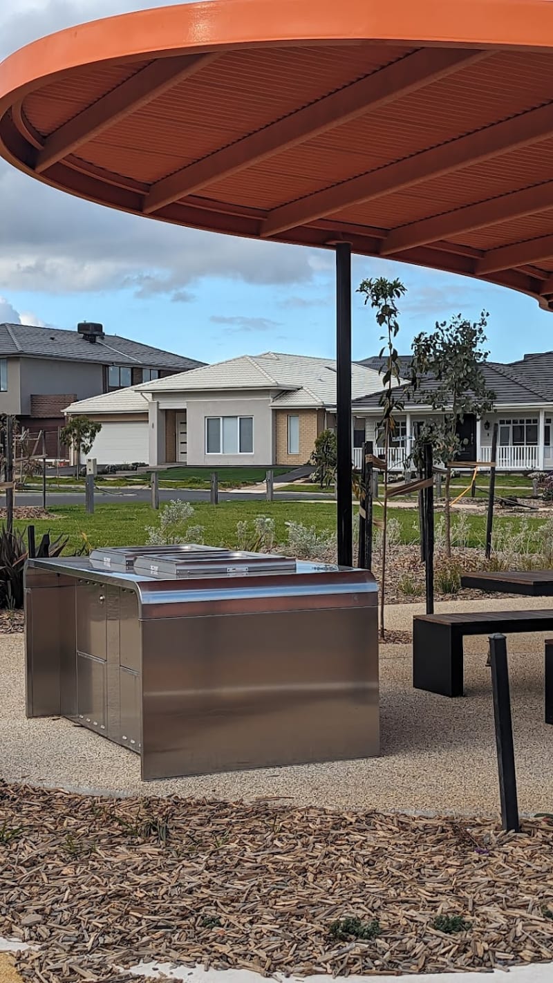 QUEST DR RESERVE BBQ Area