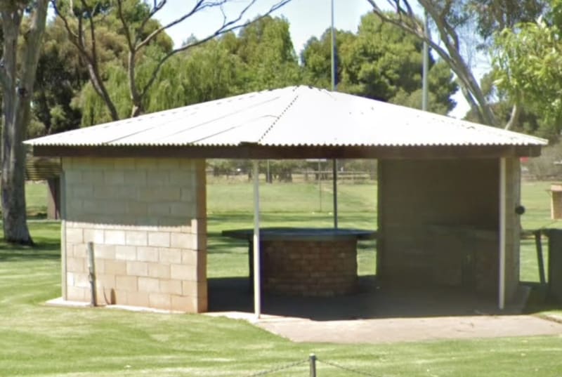 PINNAROO LIONS PARK BBQ Area