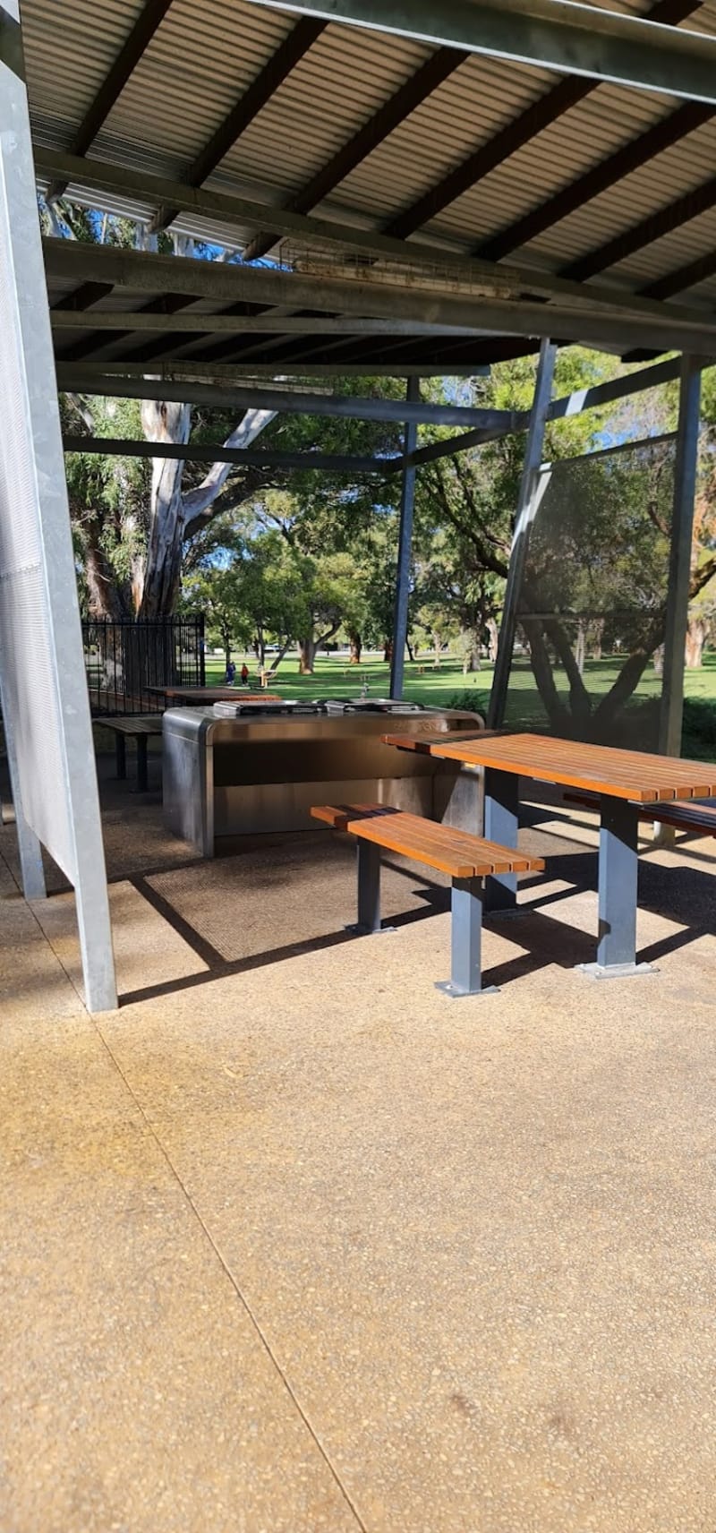MACFAULL PARK BBQ Area