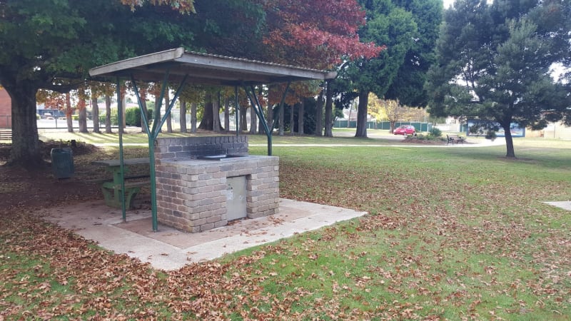 KING GEORGES PARK BBQ Area