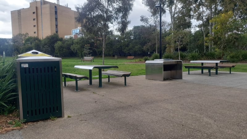 WINDSOR SIDING BBQ Area